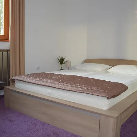 Villa - Zmrd Zamárdi