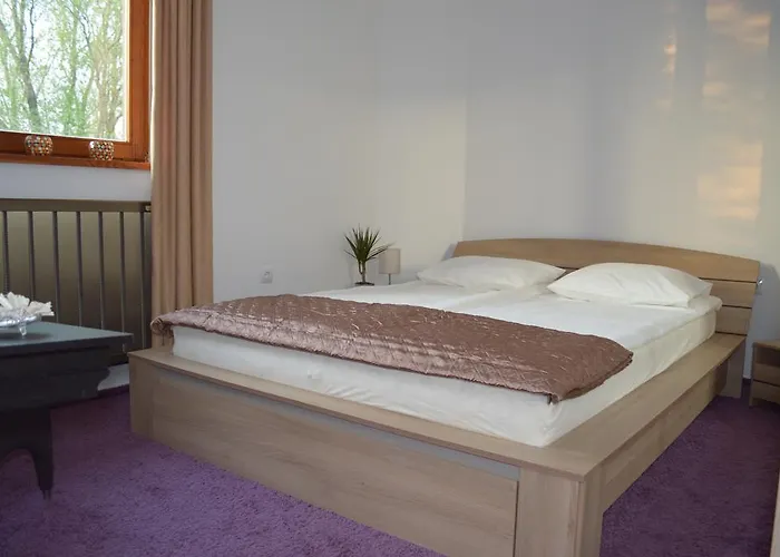 ヴィラ - Zmrd Zamárdi